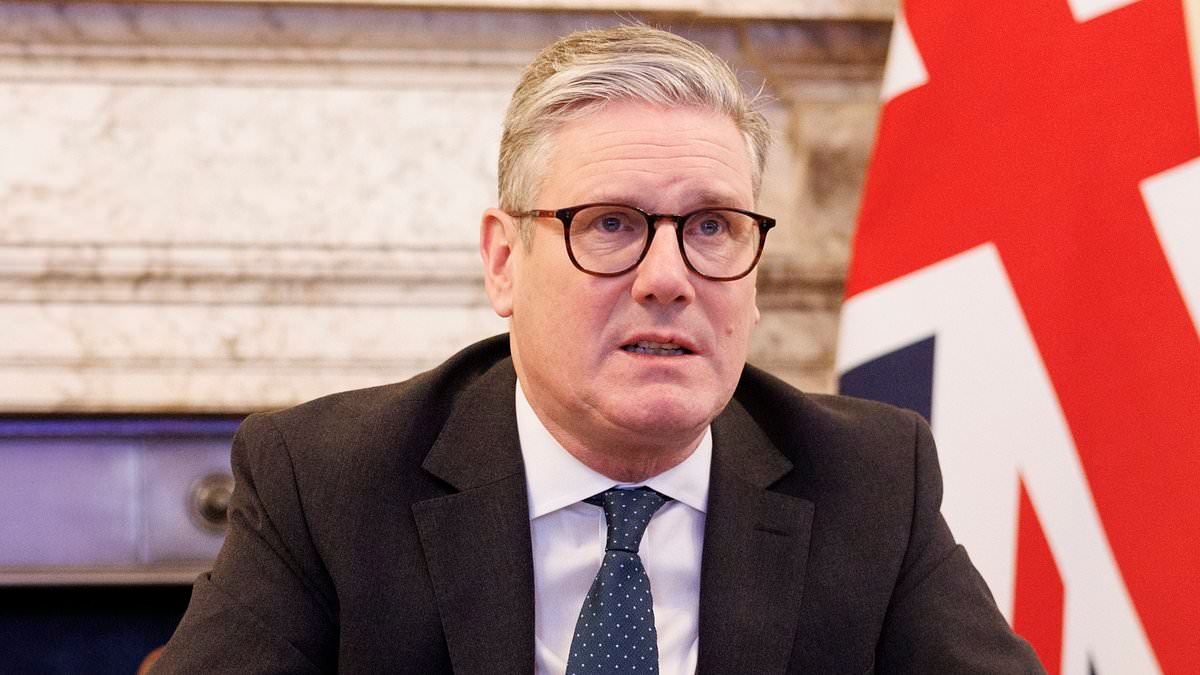 UK is working with Jordan on plan to air drop aid into Gaza, Starmer tells France and Germany