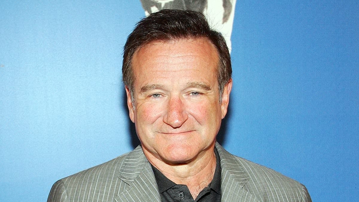 Robin Williams' Mrs. Doubtfire costar shares bizarre wish to bring him back using AI... a decade after his death