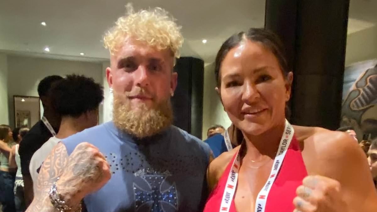 Aussie mum-of-three and unified middleweight champion Desley 'Destroyer' Robinson becomes latest elite fighter to sign with Jake Paul's MVP