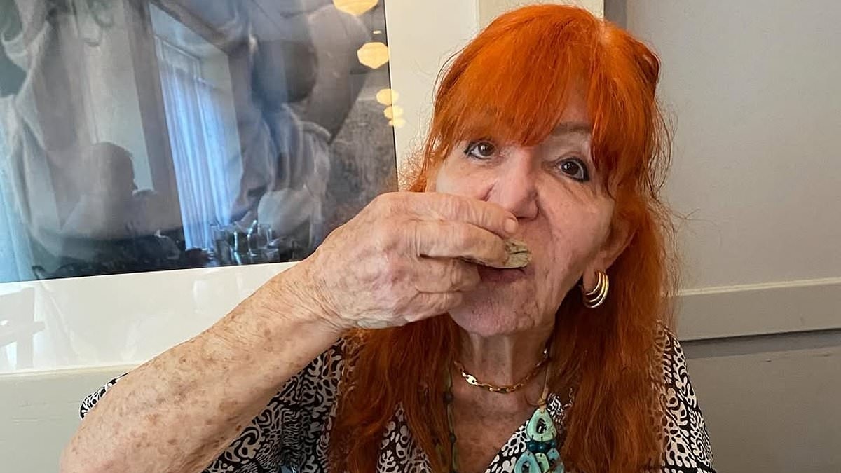 Iconic 90s talk show host looks unrecognizable in rare snaps as she enjoys retirement