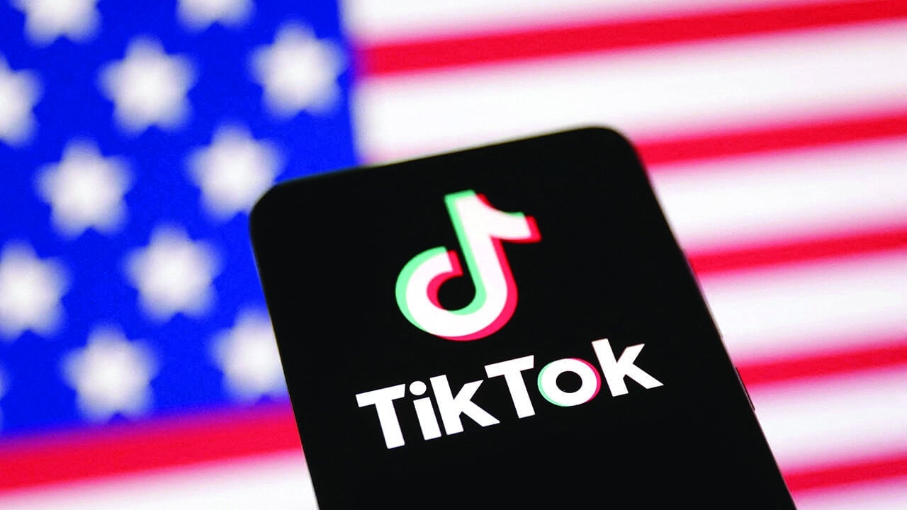 Trump claims 'very wealthy' group to buy TikTok amid US ban threat