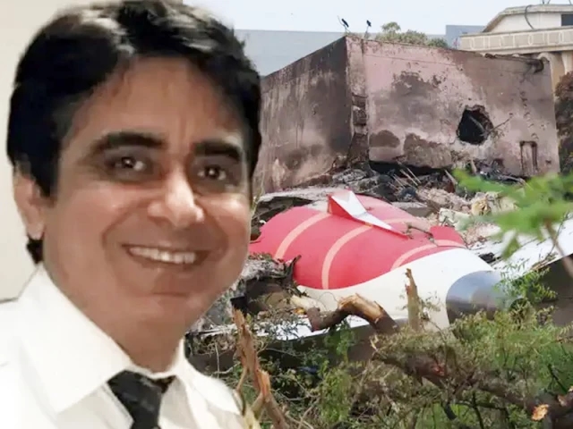 US officials blame Air India captain for crash