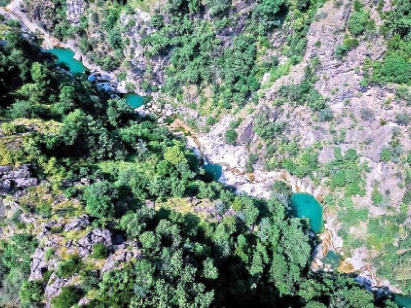 Thousands of tourists flock to Jab Valley
