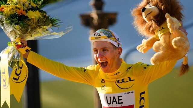 Pogacar wins Tour de France stage 7