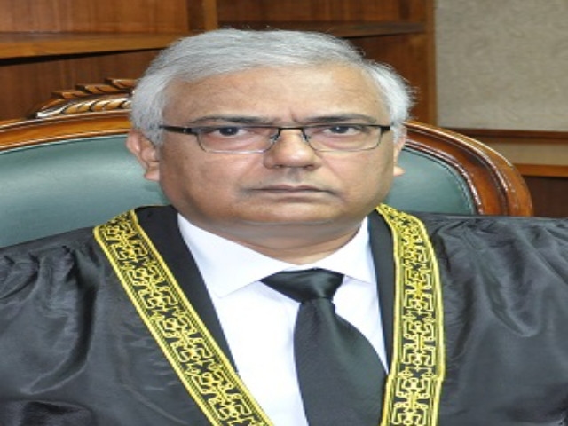 Dissenting judges can be part of 'CB bench'