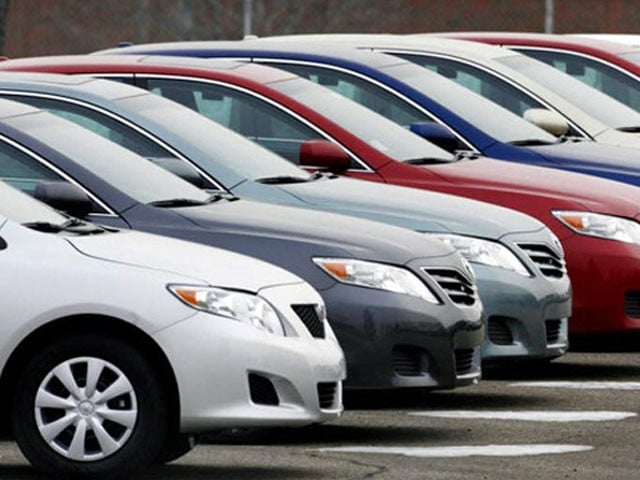 Govt rules out tax reversal on car imports