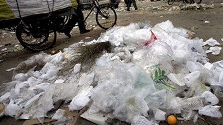 WWF warns of plastic perils in Pakistan