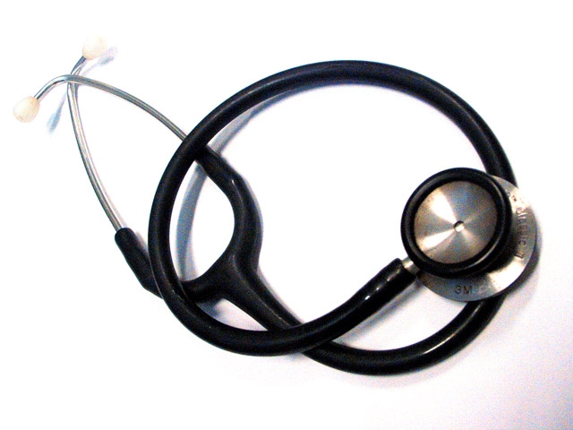 Pindi cracks down on quack doctors