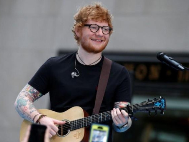 Ed Sheeran surprises Boston pub crowd with St. Patrick's Day performance