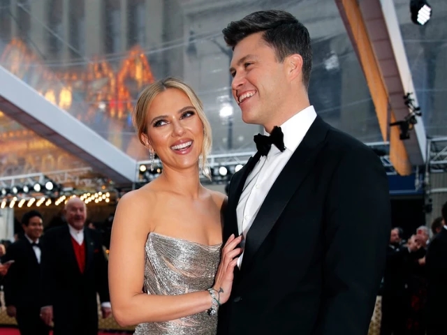 Fans praise Colin Jost for response to Scarlett Johansson kissing Jonathan Bailey on press tour