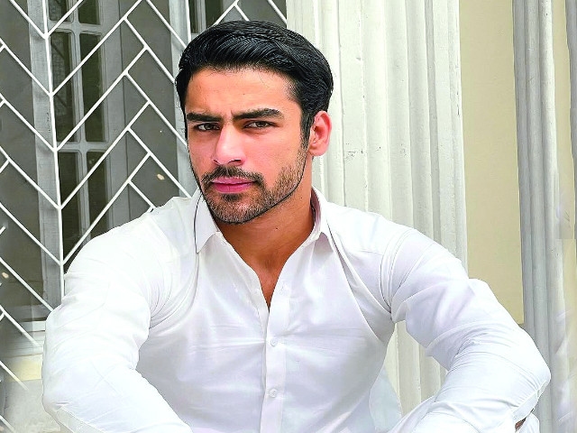 Why does the internet think Khushhal Khan is a red flag?