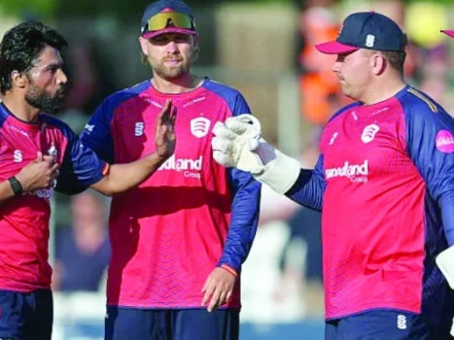Amir, Hasan shine in Vitality Blast