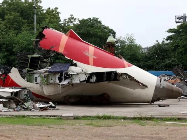 Crash cause remains undetermined, Air India CEO tells employees