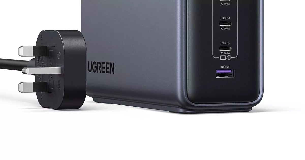 Review: UGREEN 500W 6-Port GaN Fast Desktop Charger is a real beast