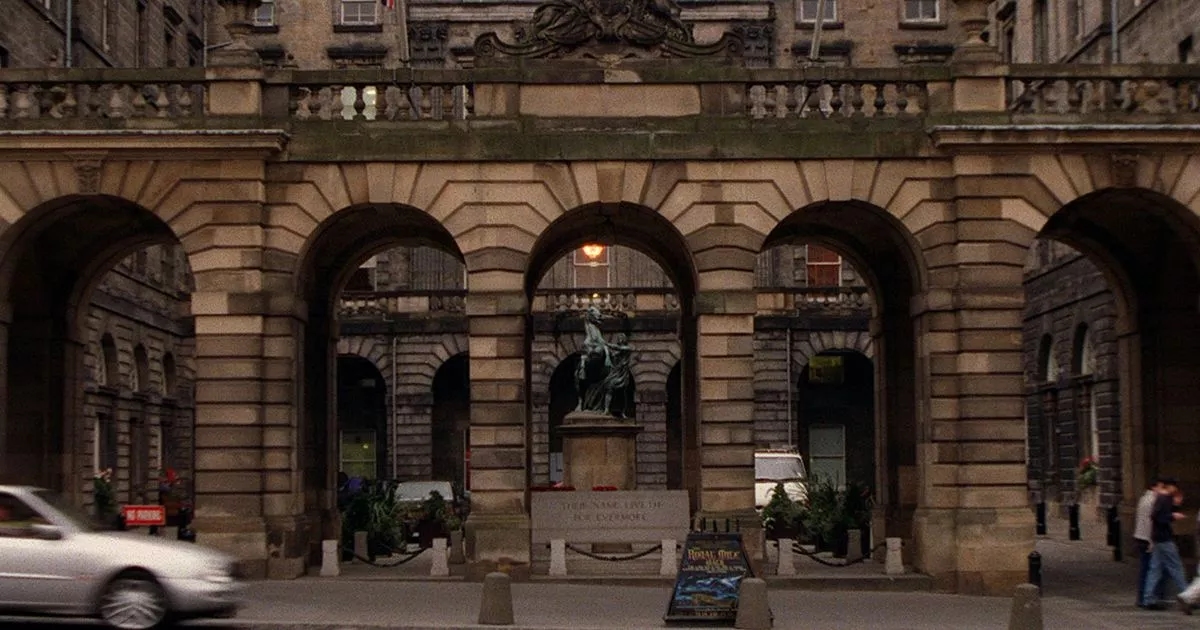 Edinburgh council firm boss given £22,343 bonus as locals hit with tax rise