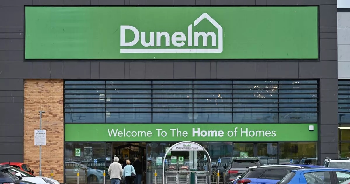 Dunelm's 'hotel style' duvet shoppers say is 'perfect for warm summer nights'