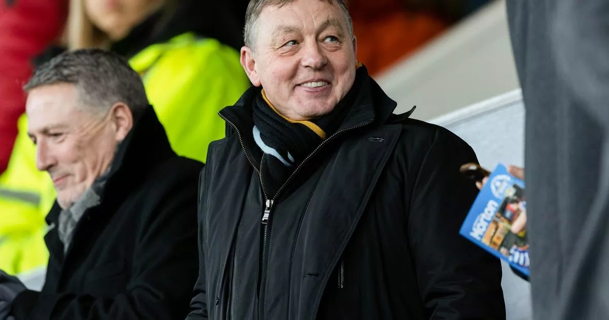 Billy Davies ends eleven year football exile with stunning Morton role as he sees something special in Dougie Imrie