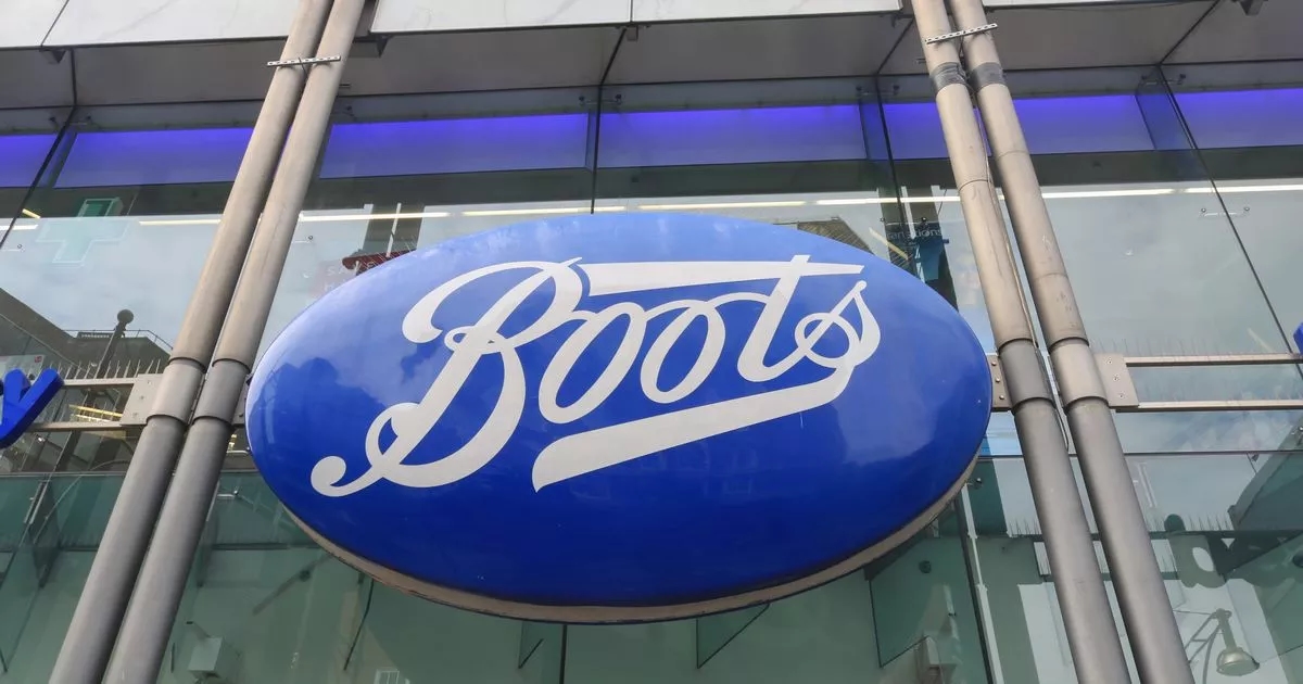 Boots shoppers say 'miracle' £10 serum is better than luxury brand worth £65
