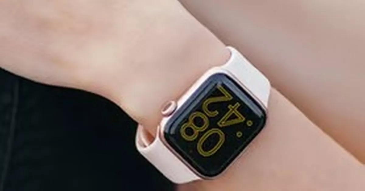 Grab £400 Apple Watch for only £89 in cracking Wowcher deal
