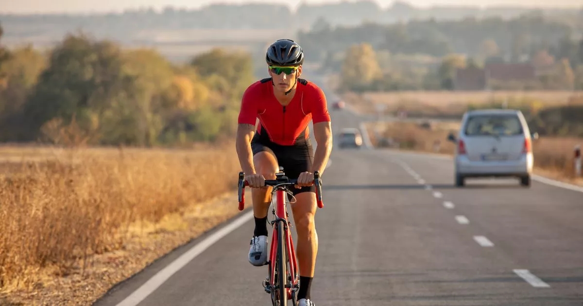 Warning to drivers as overtaking cyclists incorrectly could land them with £1000 fine