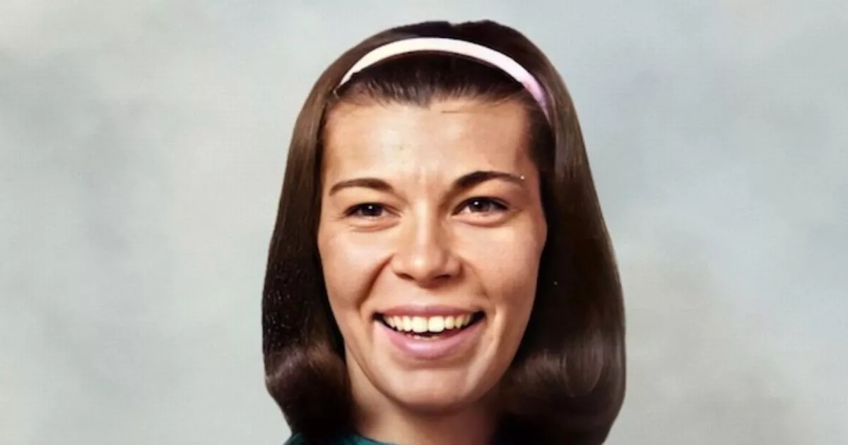 Skeletal remains posted to police are identified as missing teacher who vanished 40 years ago