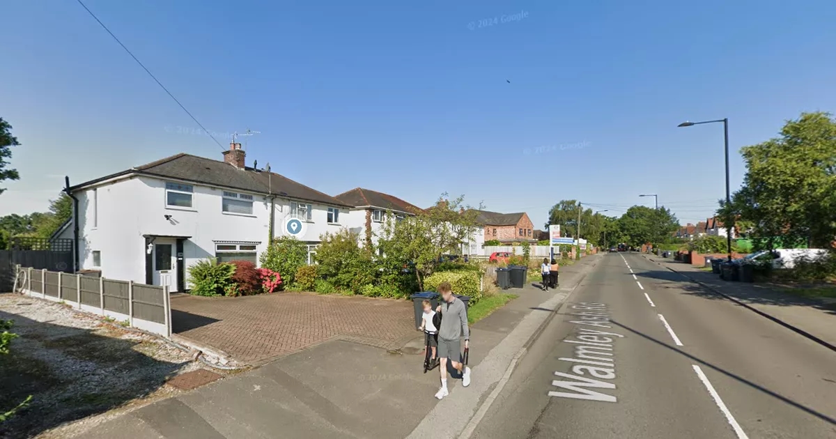 Man who spent £180k on bungalow in back garden for dying dad has days to demolish building