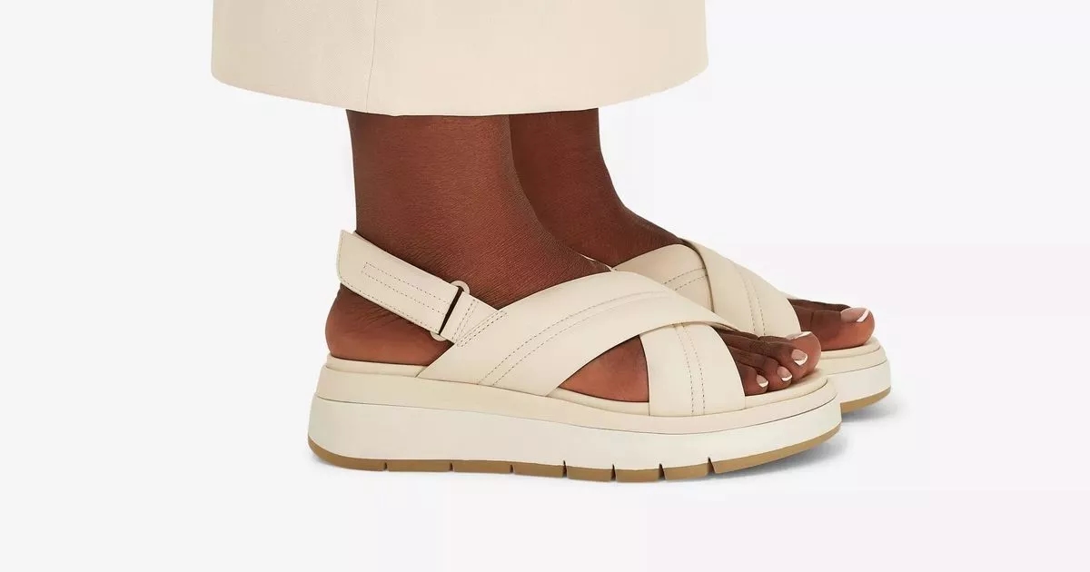 Clarks shoppers race to buy £38 holiday sandals in 4 colours before extra discount ends