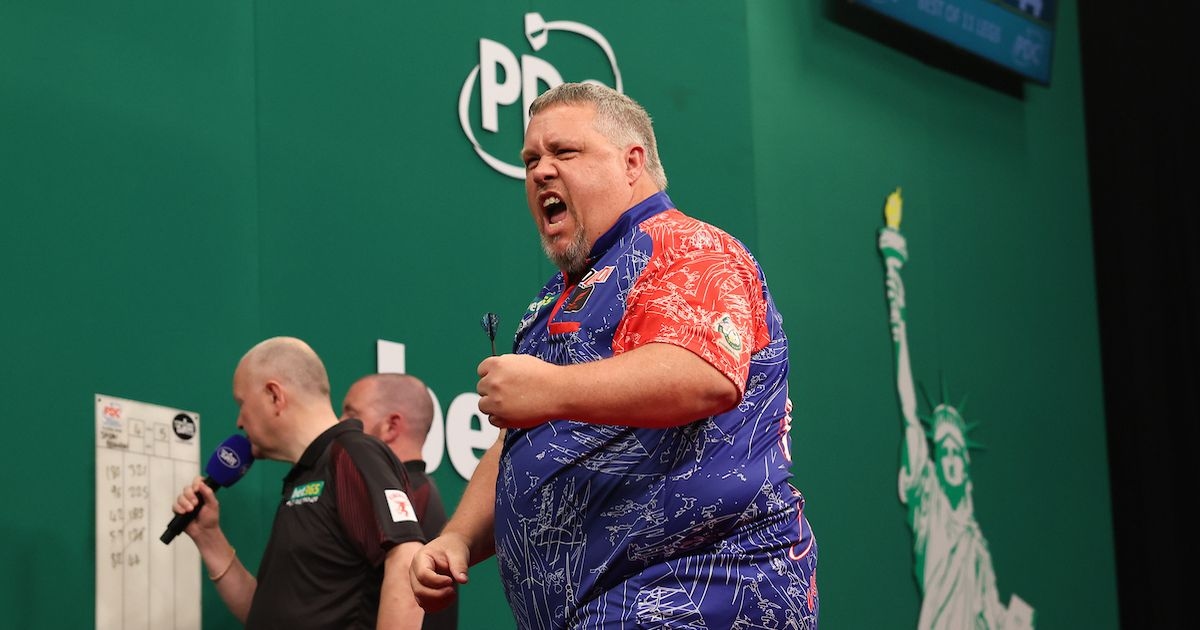 Stephen Bunting conqueror stuns the world in legendary New York arena now he craves the Mecca of Darts