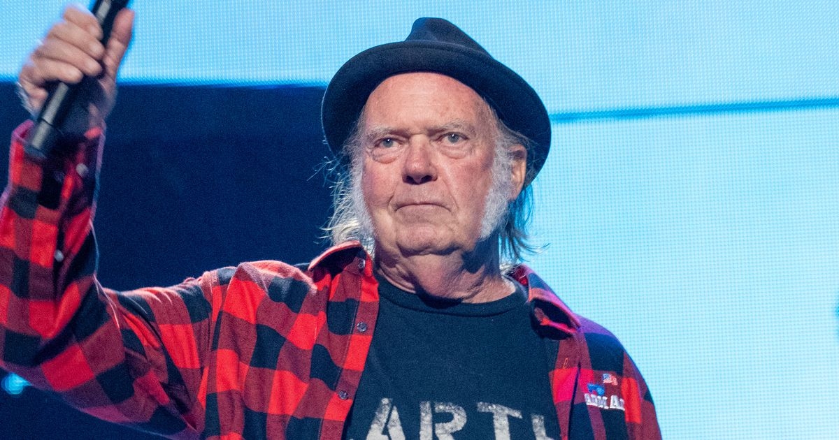 BBC will air Neil Young's Glastonbury set in sudden change of schedule plans