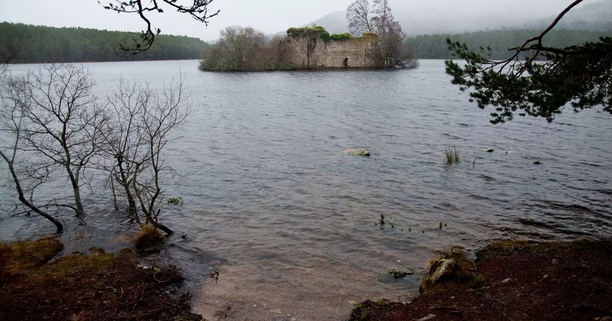 Scottish loch with mysterious castle in its centre named country's best kept secret