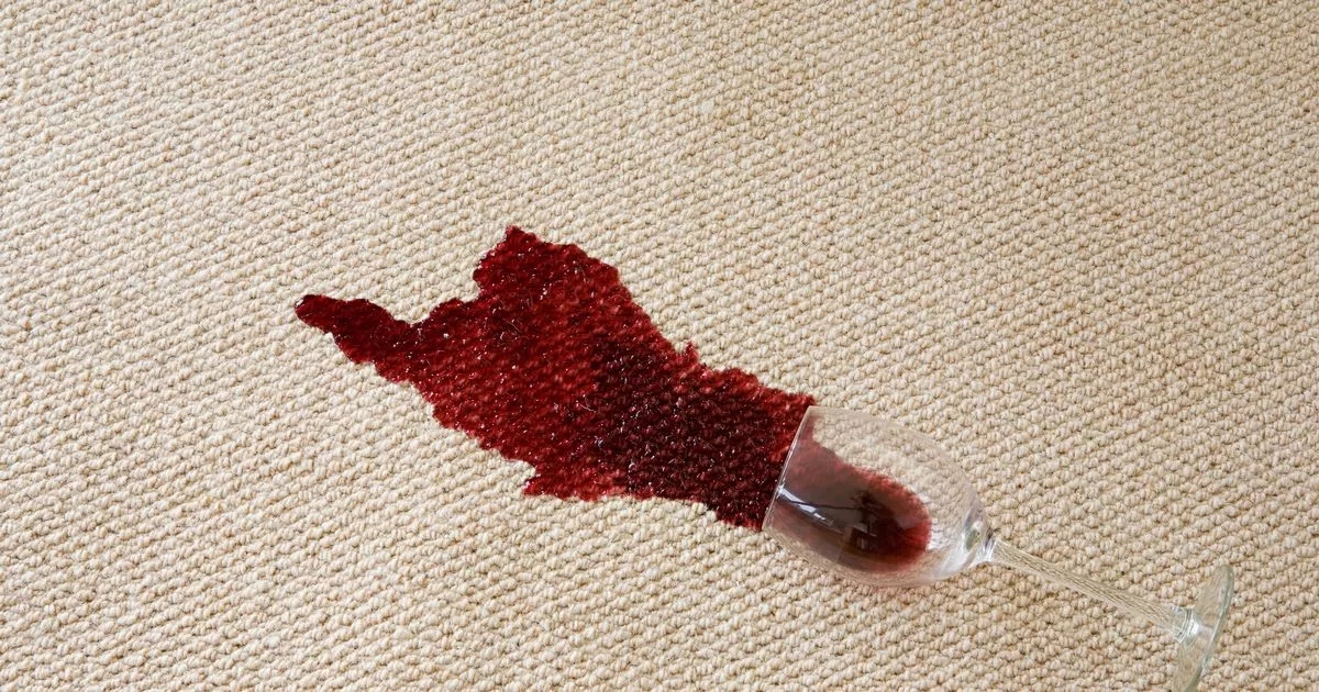 Cleaning guru Lynsey 'Queen of Clean' shares stain hack using common body product