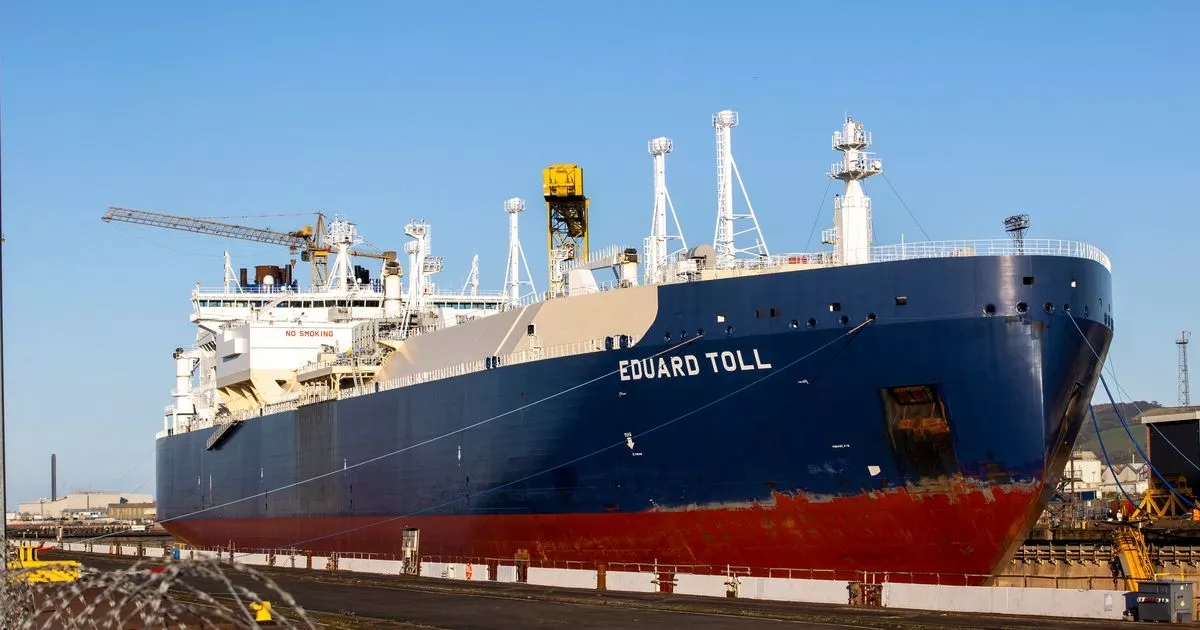 Vladimir Putin's war machine 'given £127m in taxes from Glasgow firm shipping Russian gas'