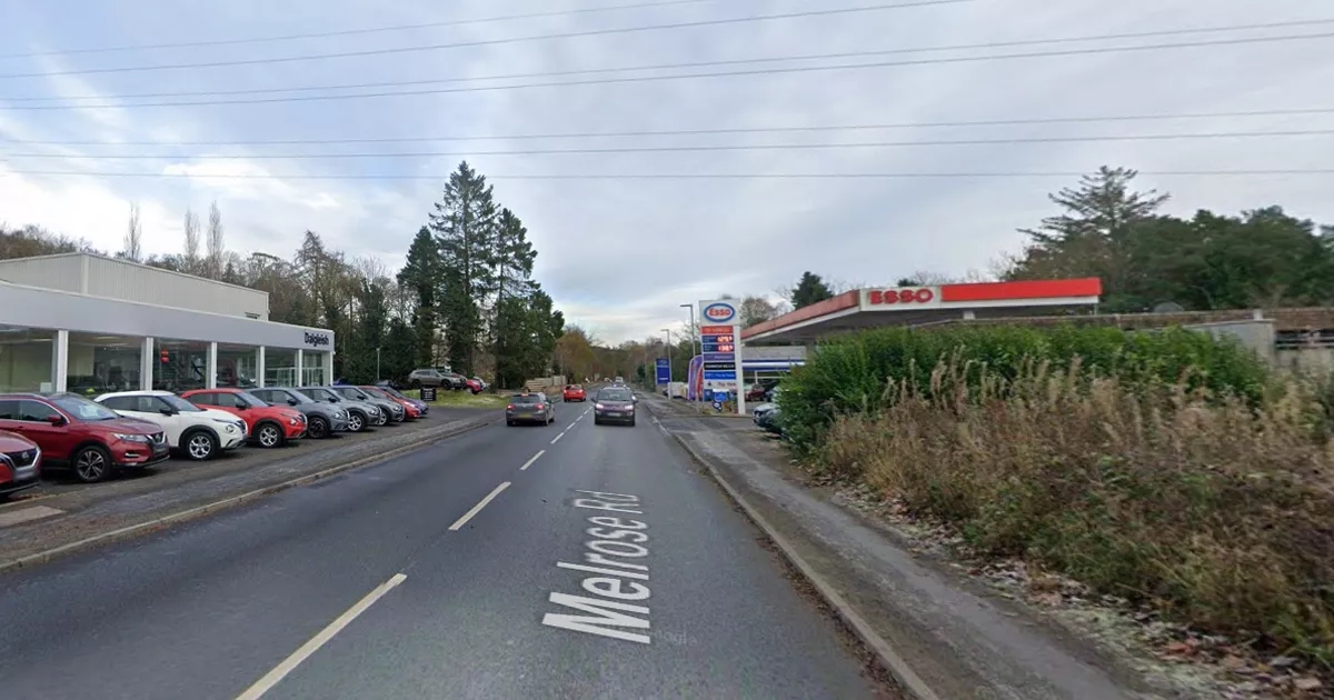 Man seriously injured in Galashiels assault as police hunt suspect