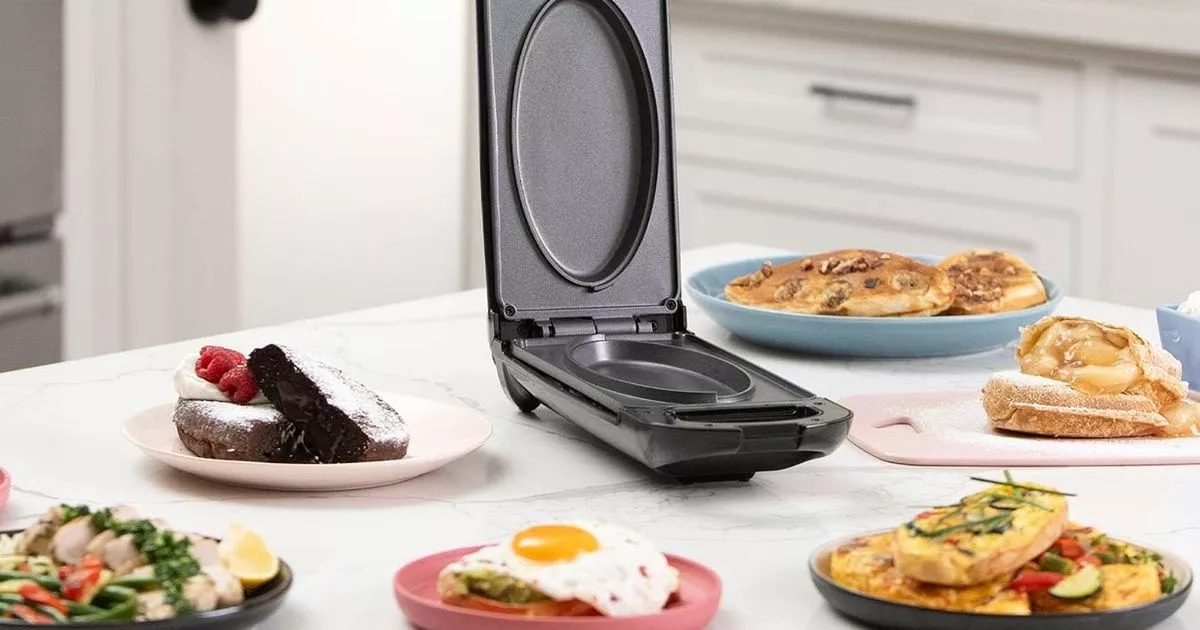 'Handy' £25 kitchen gadget that 'cooks anything from fried eggs to salmon fillets'