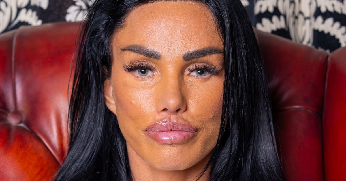 Katie Price pulls out of Glasgow Pride just before taking the stage