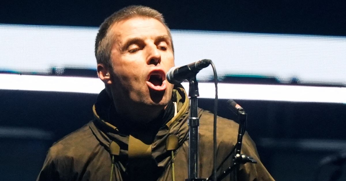 How to get to Oasis Murrayfield gigs by bus, train or tram - full public transport options