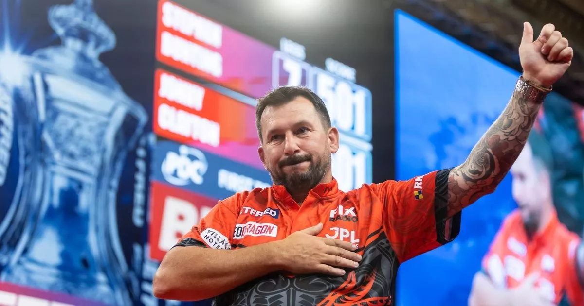 Jonny Clayton reveals emotive message from his wife that reignited his darting drive
