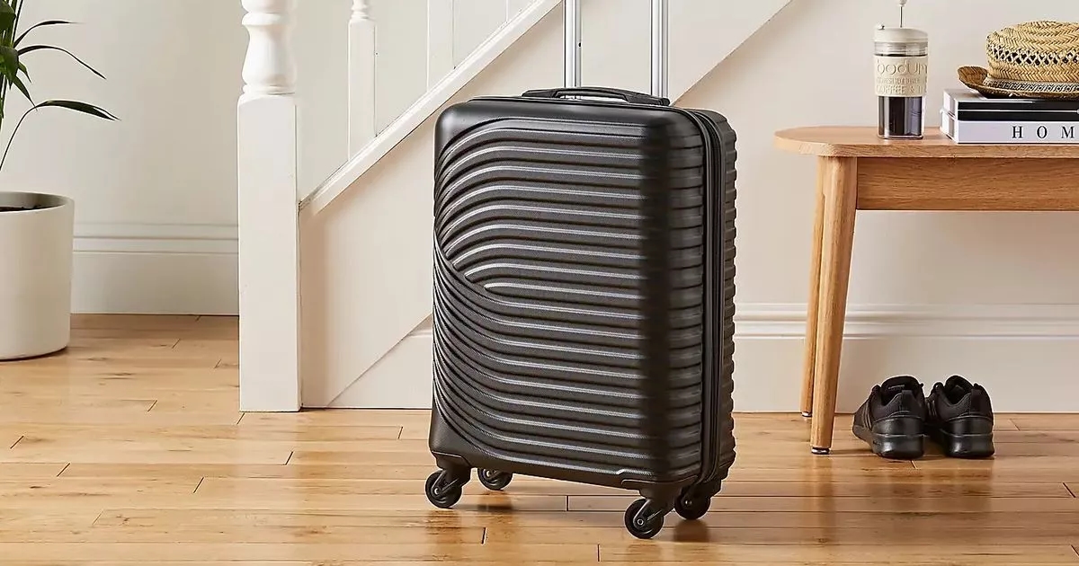 Ryanair, Jet2, TUI and EasyJet hand luggage rules update to avoid airport fees