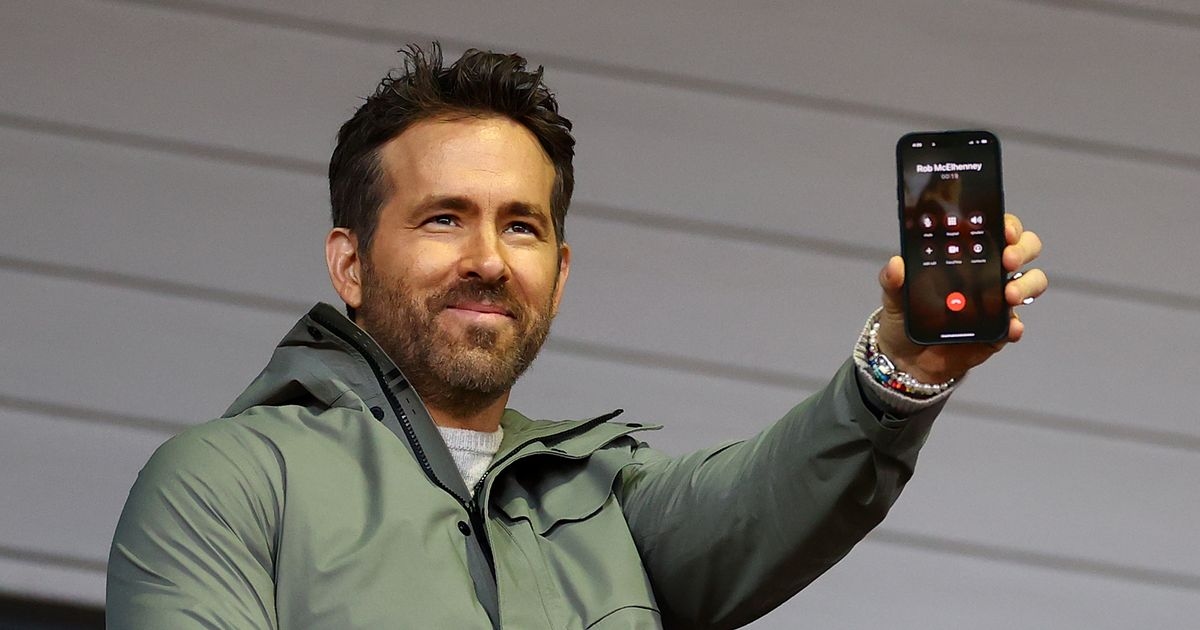 Ryan Reynolds tipped to sign Premier League star who has contract on the table