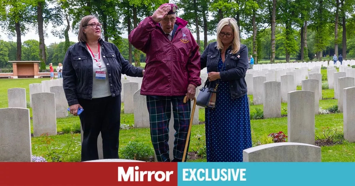 Heartbreaking moment WW2 veteran salutes graves of 'friends who didn't come back'