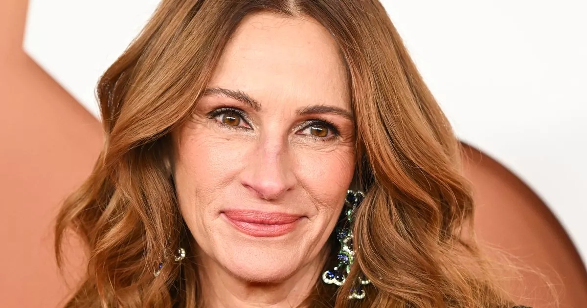 Julia Roberts left heartbroken as she announces tragic family loss