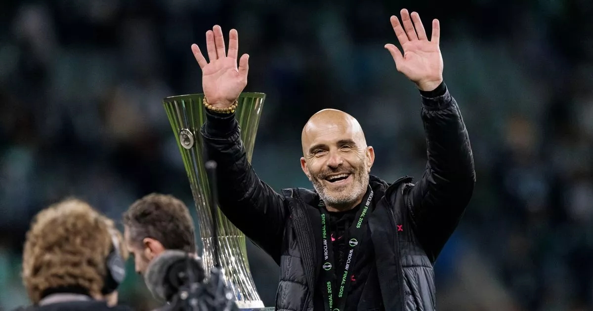 Real Betis president declares 'war' with bitter swipe after Enzo Maresca message