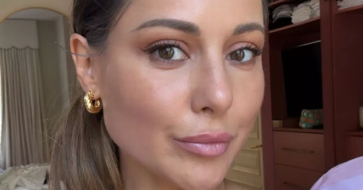 Louise Thompson's 'incredibly comfortable' Ugg mules are perfect for flying in