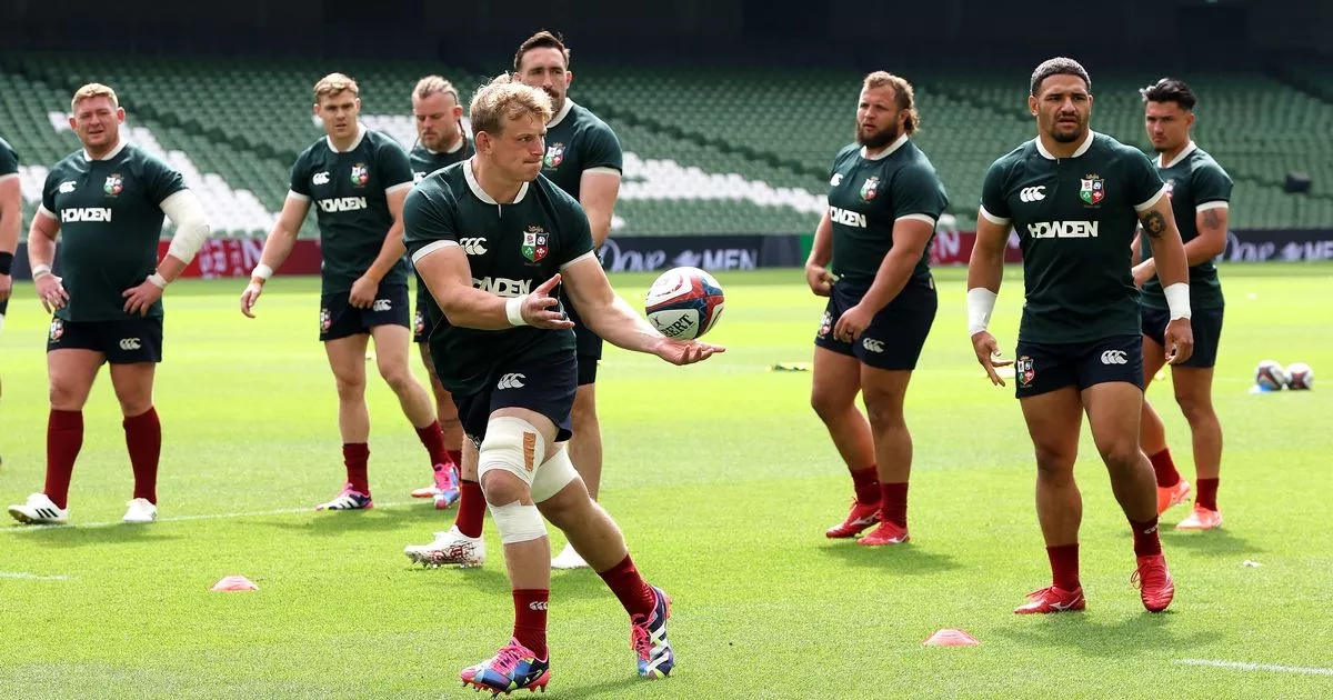 Wales rugby star missed glitzy British Lions announcement due to delayed flight