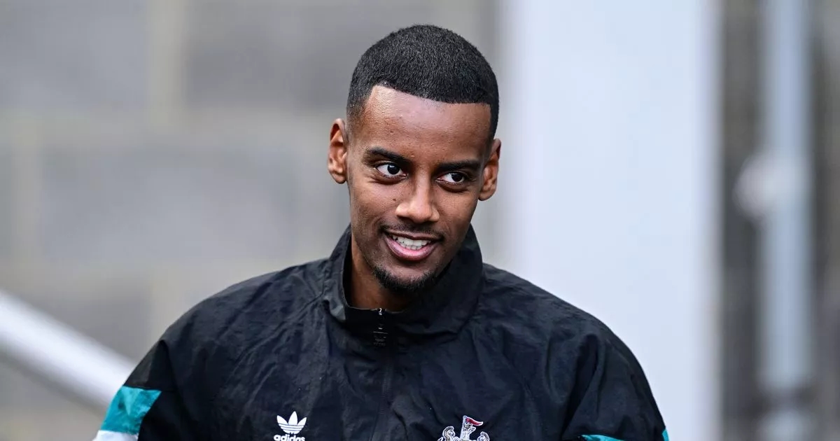 Liverpool ‘play Alexander Isak waiting game' for dream summer signing