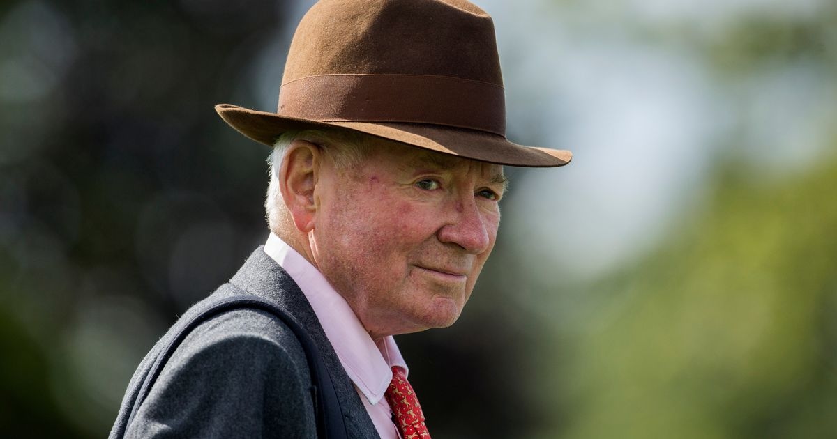 Barry Hills dies aged 88 as tributes paid to trainer of more than 3,000 winners