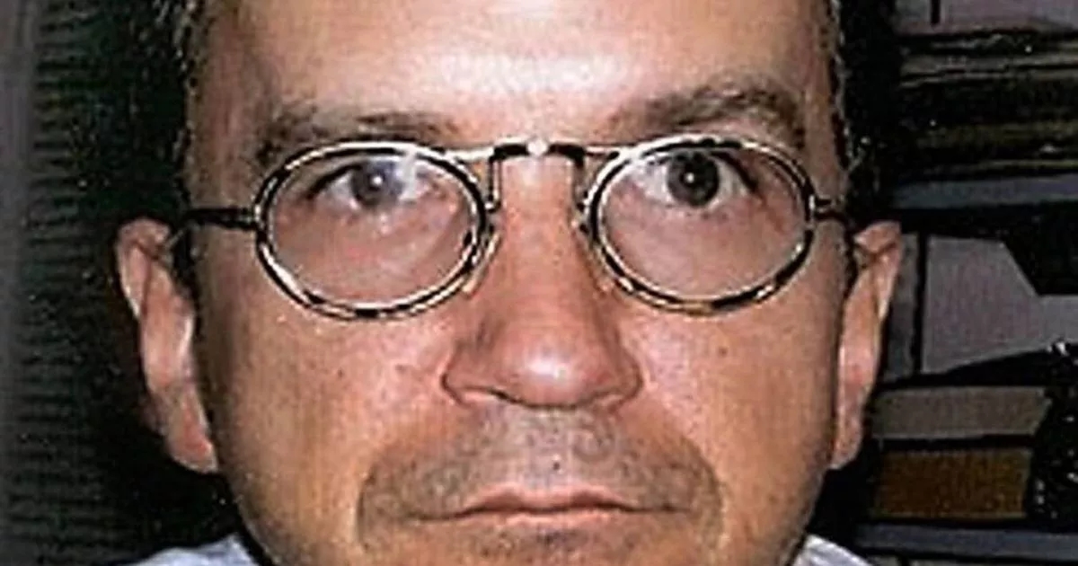 'Perfect' neighbour cut off man's penis and ate it with him before killing him