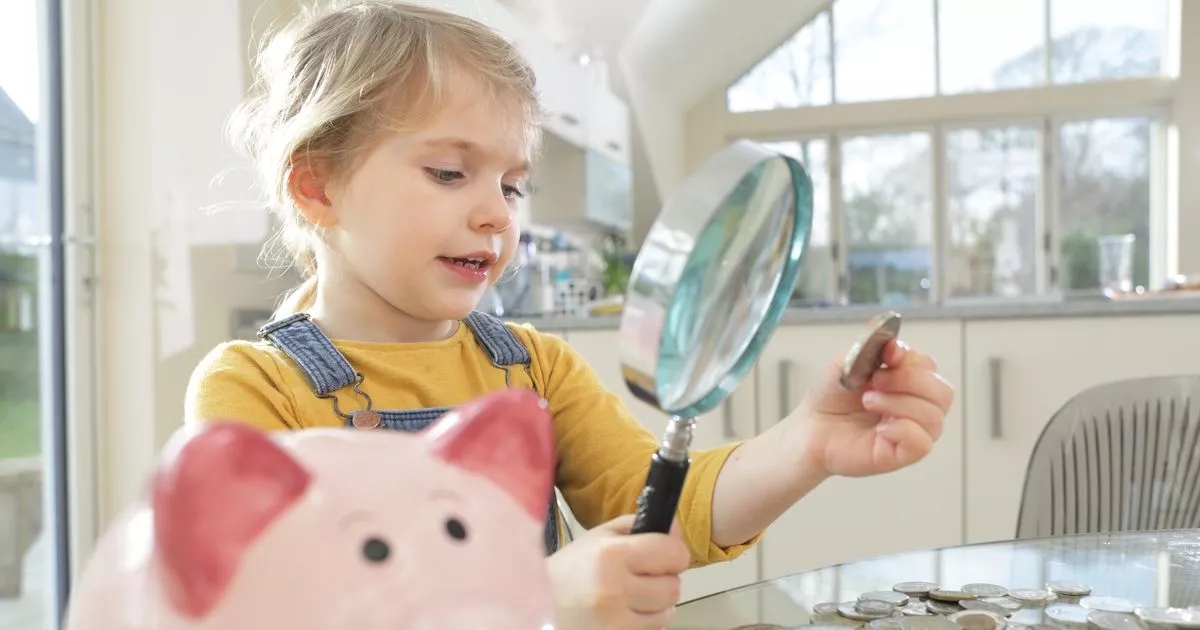 Expert says look for penny with 'strange' error worth £600