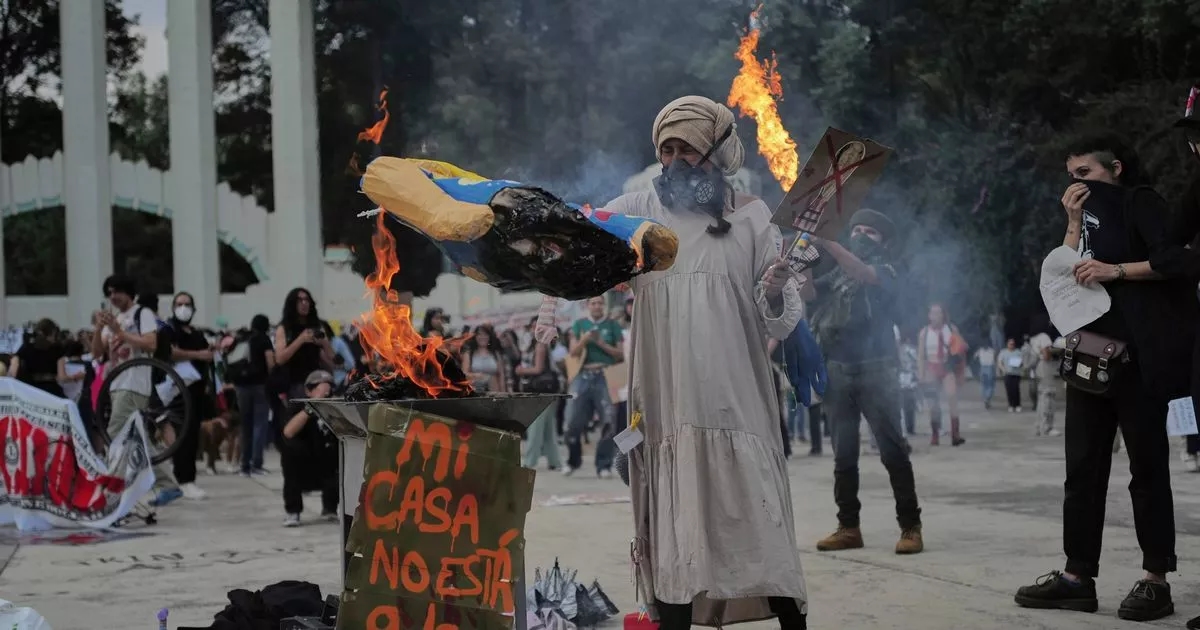 Anti-tourist protests turn violent as holidaymakers harassed and shops smashed