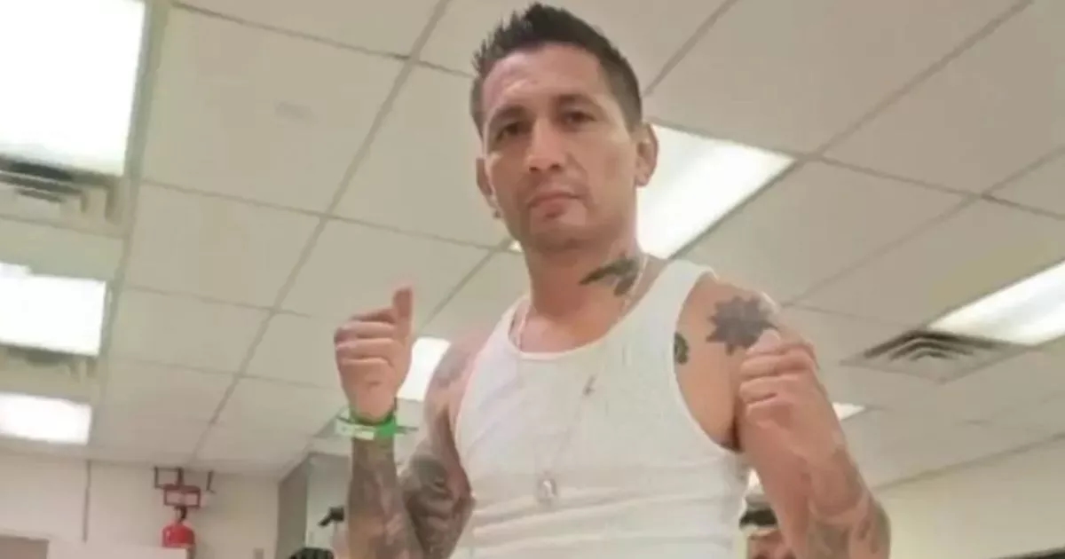 Mexican boxer, 37, found dead in hotel room hours after losing fight